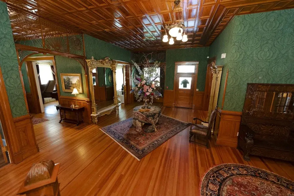 Captain Henderson House