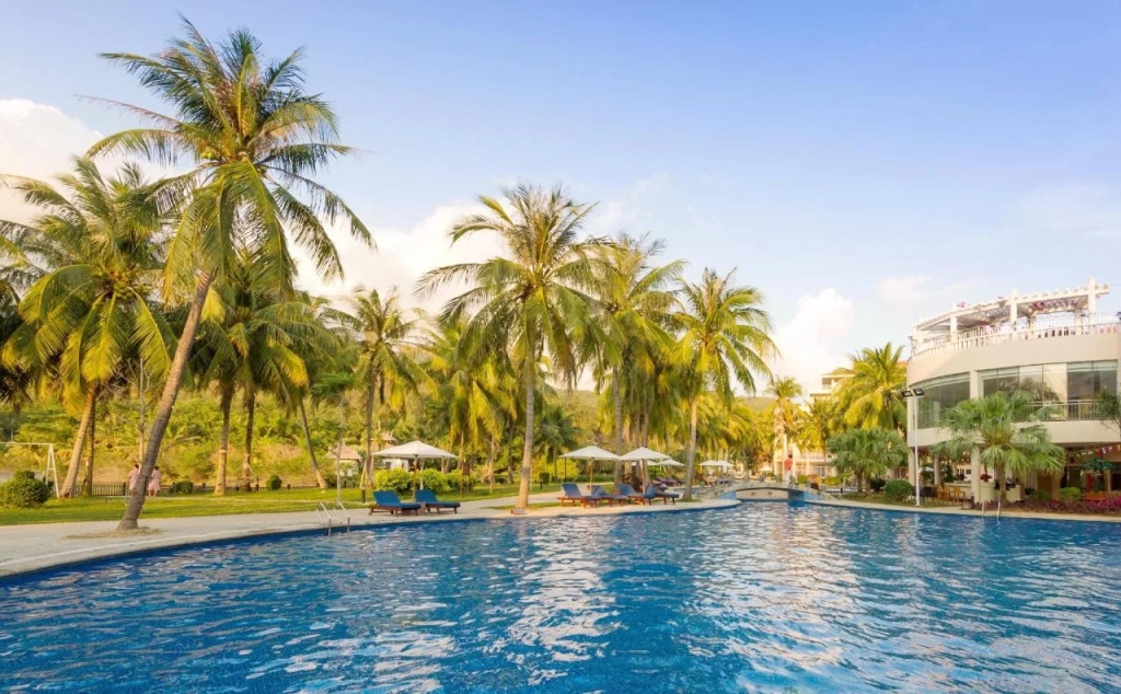 Resort Golden Palm