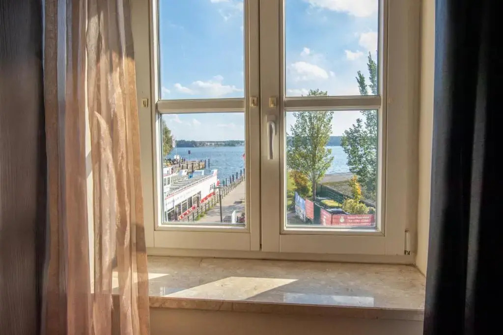 Modernes Appartement am See