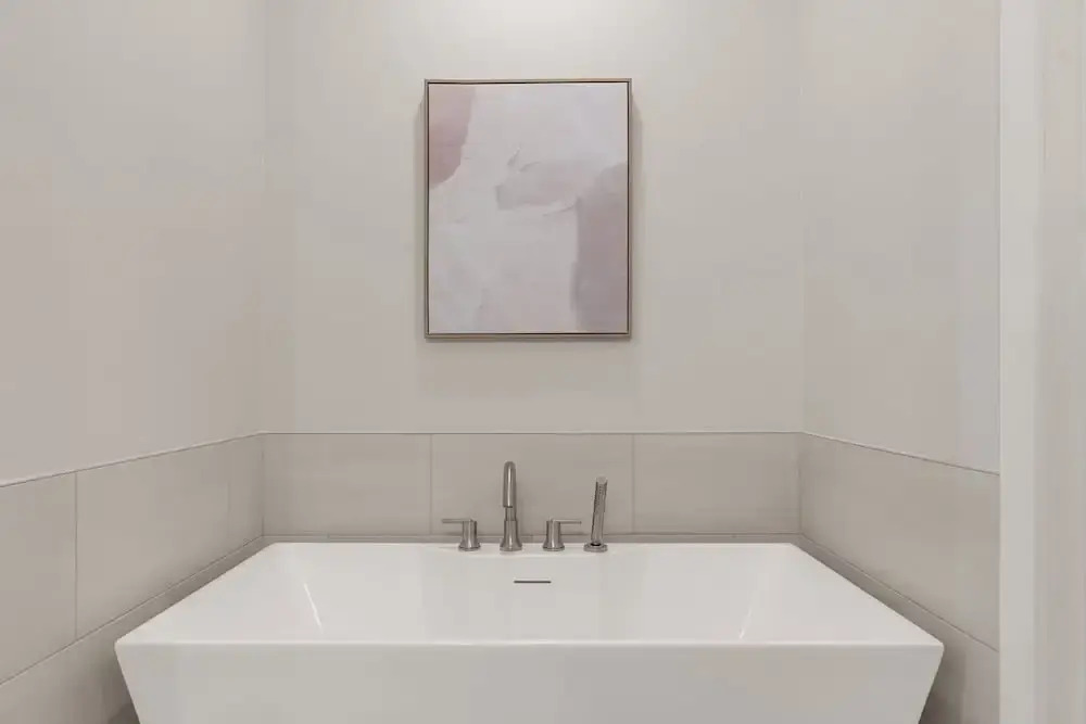 The Crash Pad 5 Bedroom Townhouse