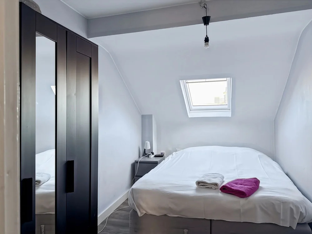 Spacious Luxury Stay in Saint-gilles Near Ixelles Fast Transport