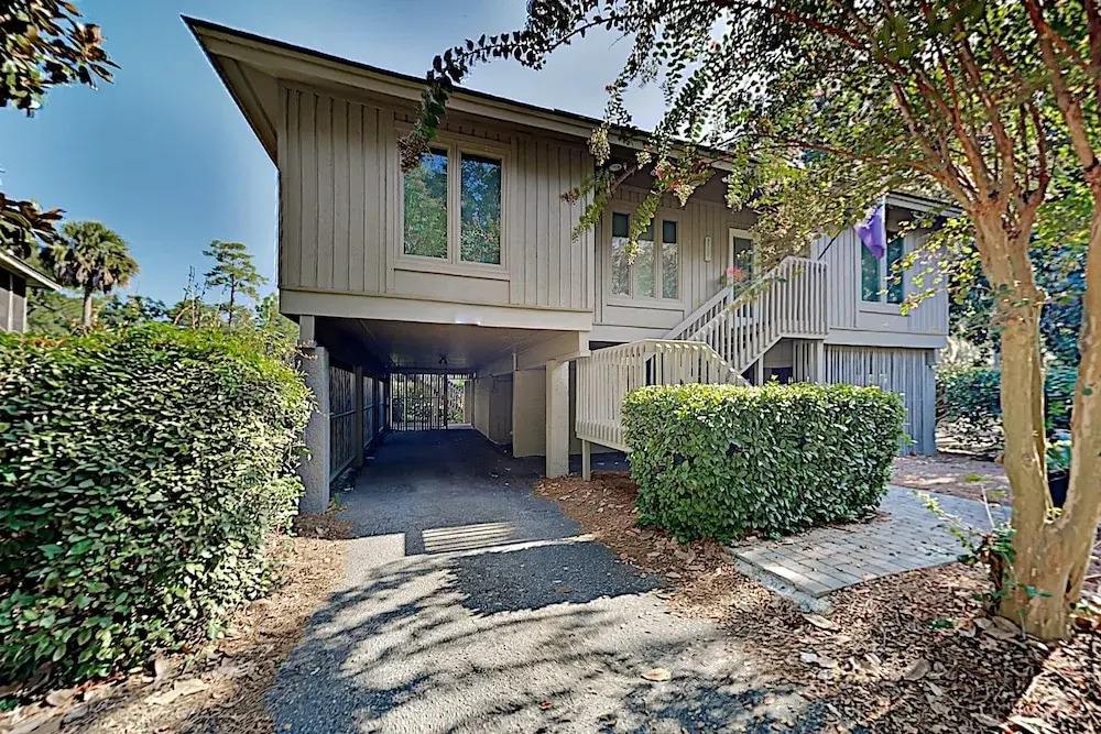 Secluded W/ Hot Tub, Under A Mile To Beach 3 Bedroom Home