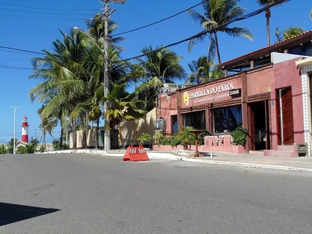 FAROL BEACH Suítes
