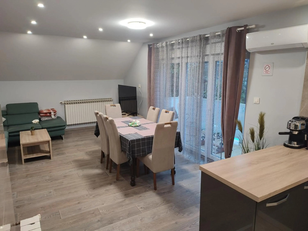 Apartman President