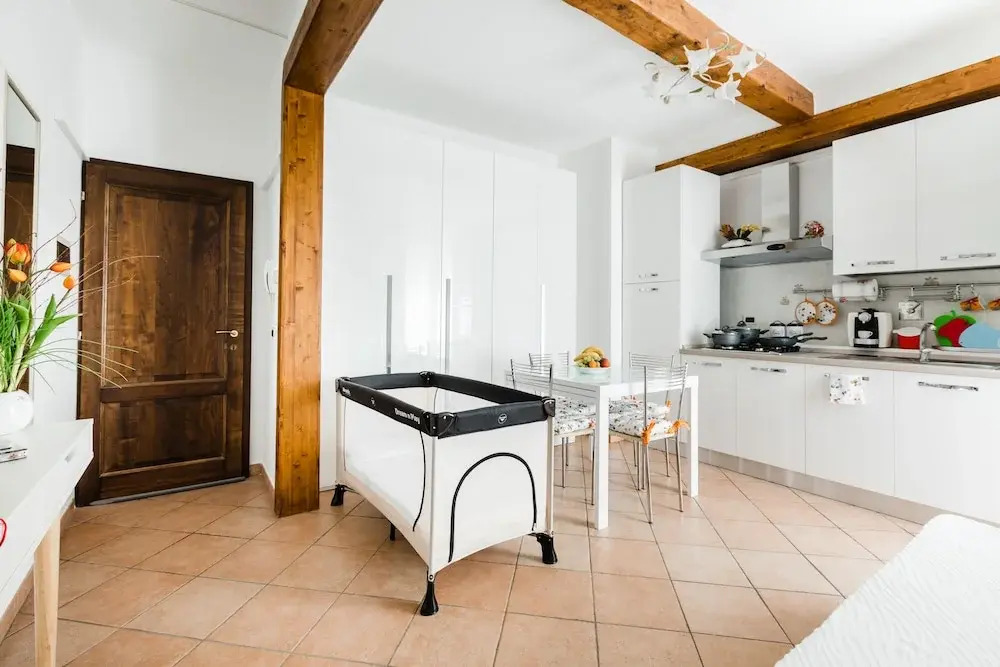 Florence Liona Apartments