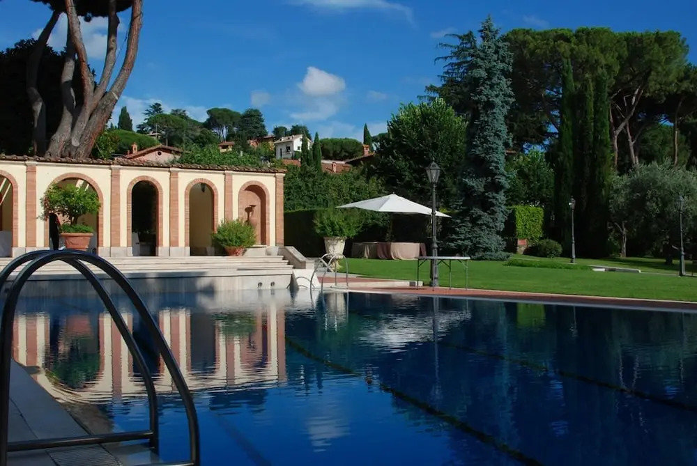 Near Rome Villa Pool Tennis Courts Perfect Family Reunion or Off-site Meeting