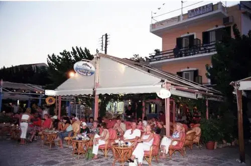 Hotel Dolphin