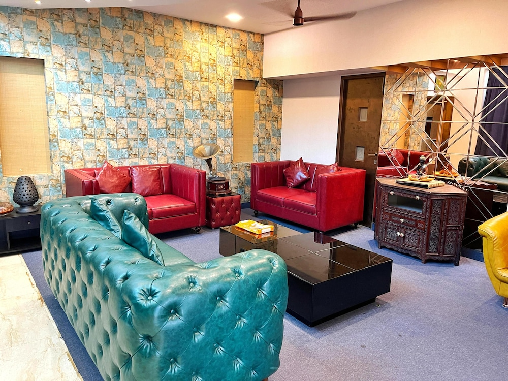 The Charlie Suites
