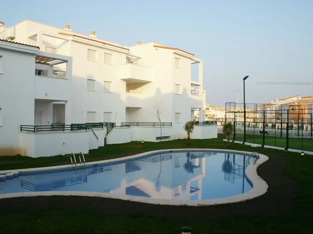 Comfortable Apartment With Washing Machine Near the Sea