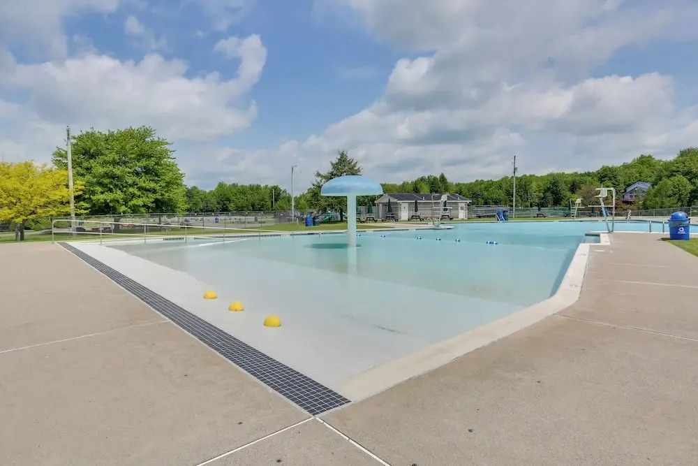 Game Room, Hot Tub & Fire Pit: Pocono Lake Escape!