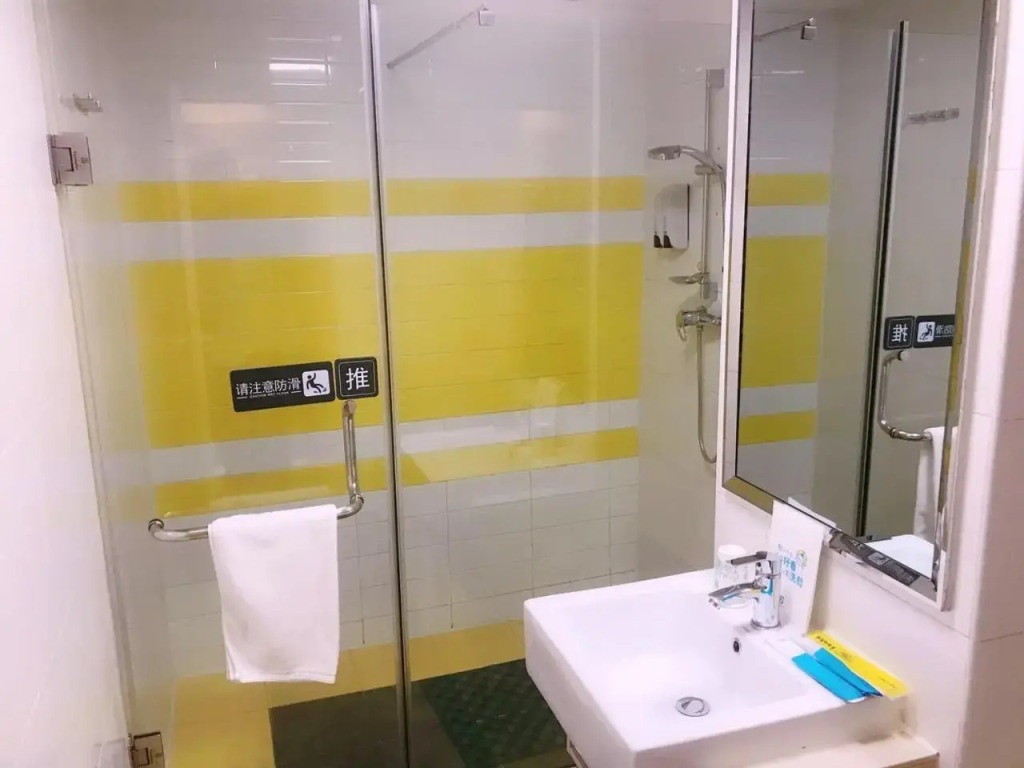 Kunming Jianhua Express Hotel (Railway Station Branch)