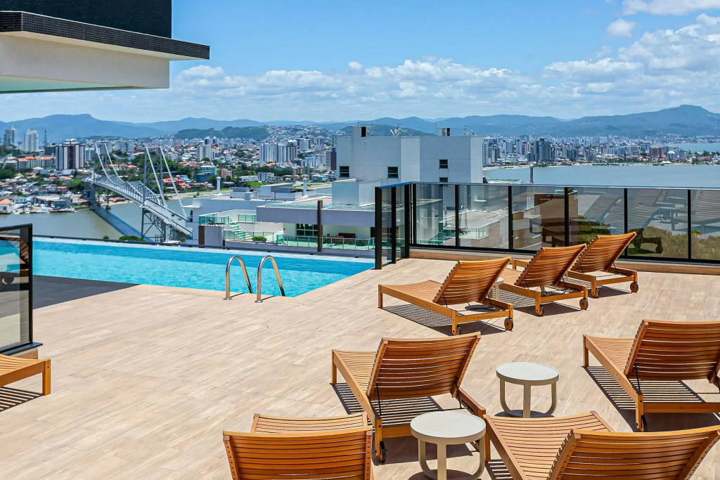 Vista Mar Em Condomínio Com Foodhall Toptower#ca47