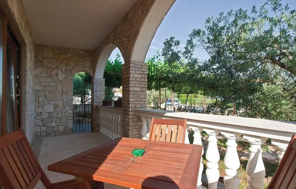 Stunning Home in Fazana With Wifi and 3 Bedrooms