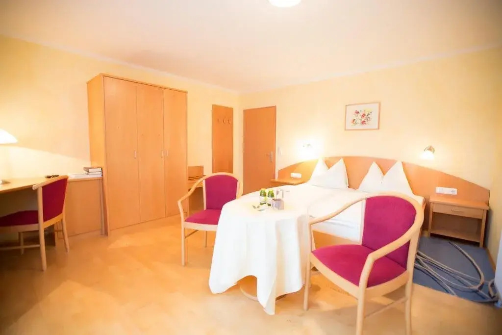 Whats-App Self-Check-IN - Villa Maria Theresia