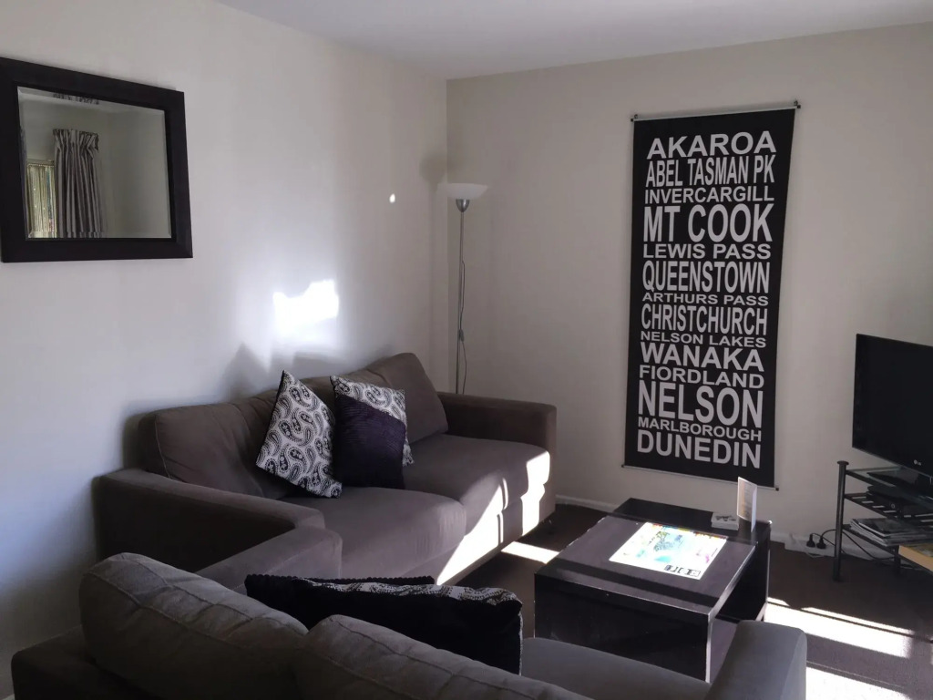 Tuscana Motor Lodge