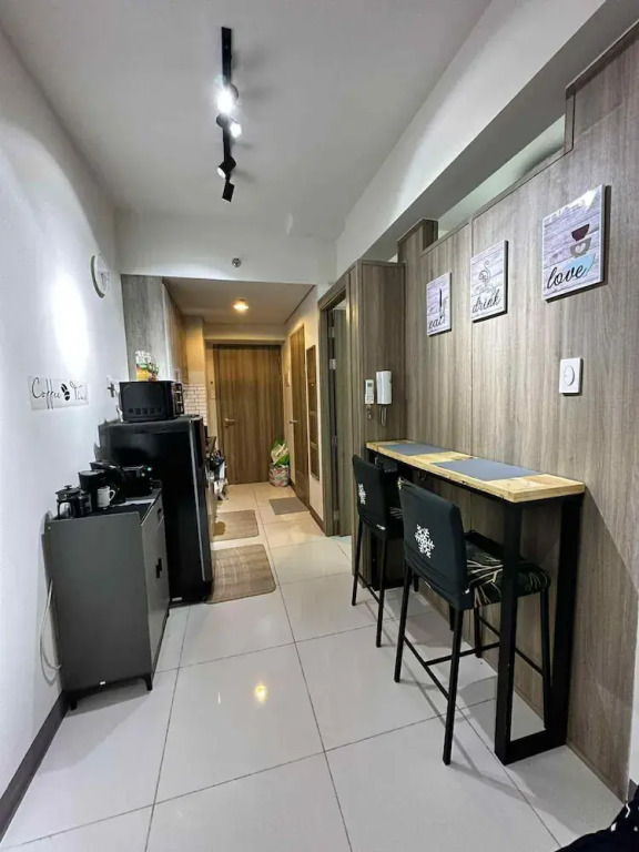 Modern Comfort in Pasay with Pool
