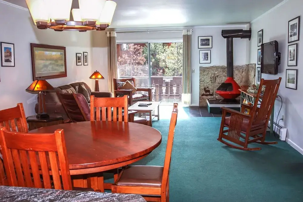 Fawn Valley Inn: 201