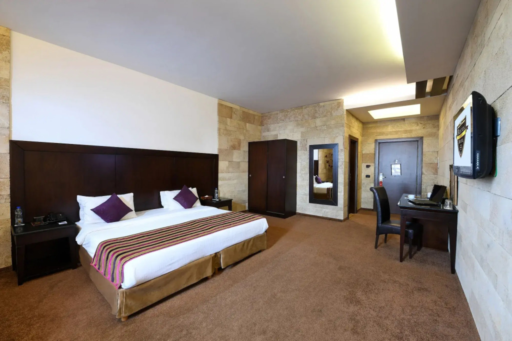 Reston Hotel