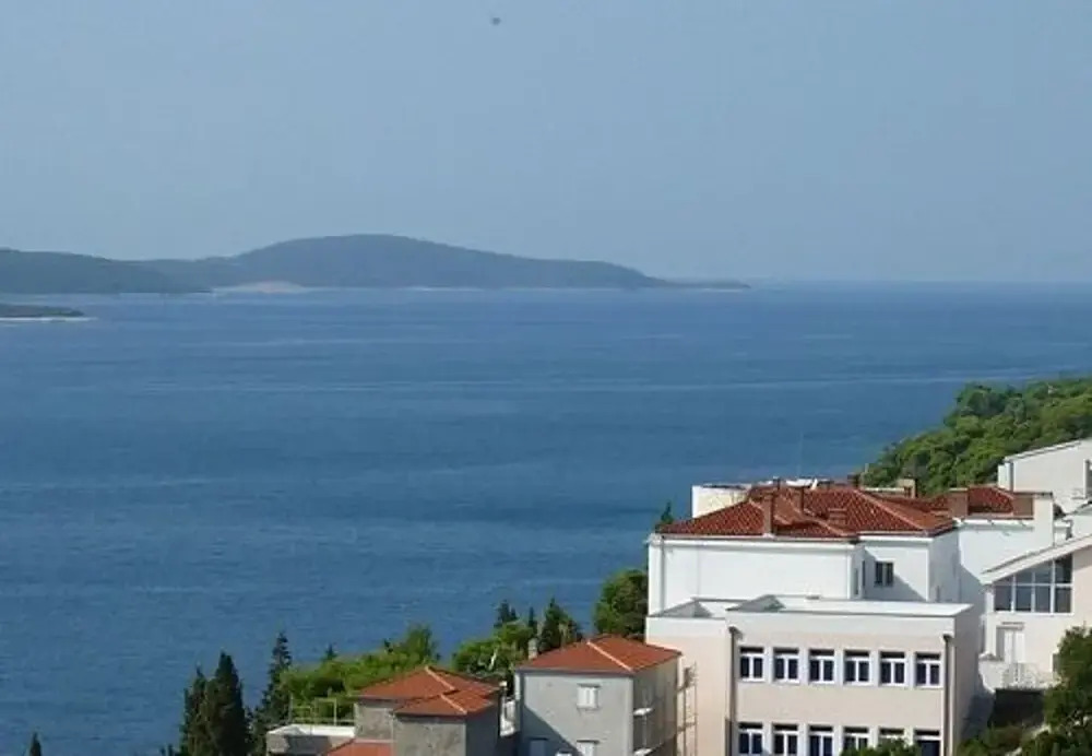 Dar - 400 m From sea - A2