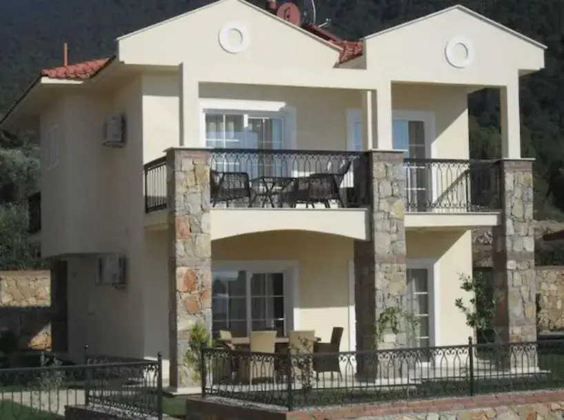 Emerald Villa 8