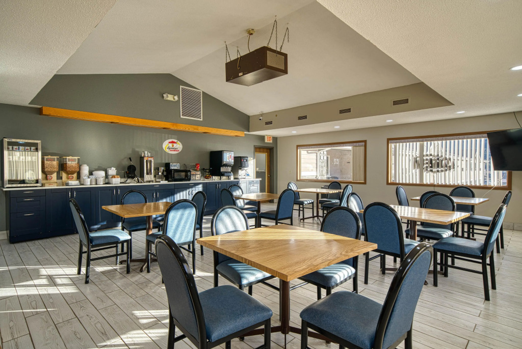 Super 8 by Wyndham Hot Springs