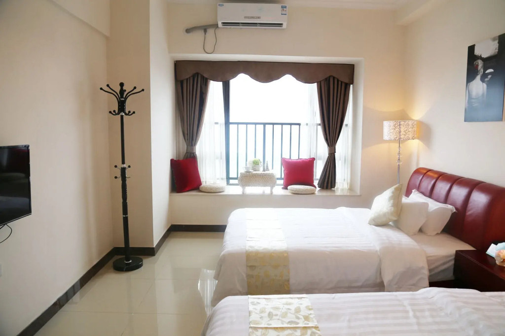 Yi Long International Apartment