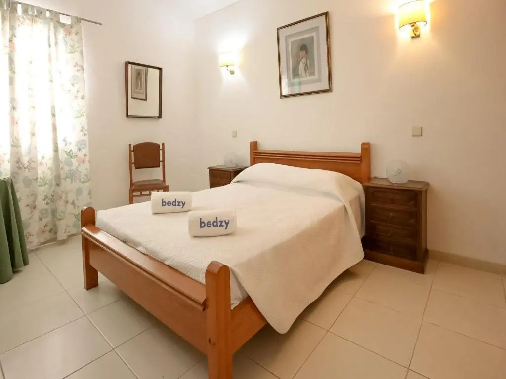 Praia da Oura Apartment - 100 m from the Beach - By Bedzy