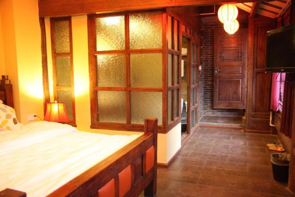 Lijiang Mijing Inn