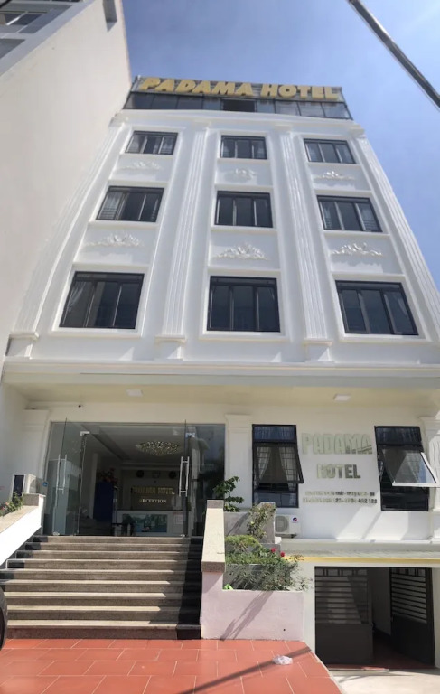 Padama Hotel