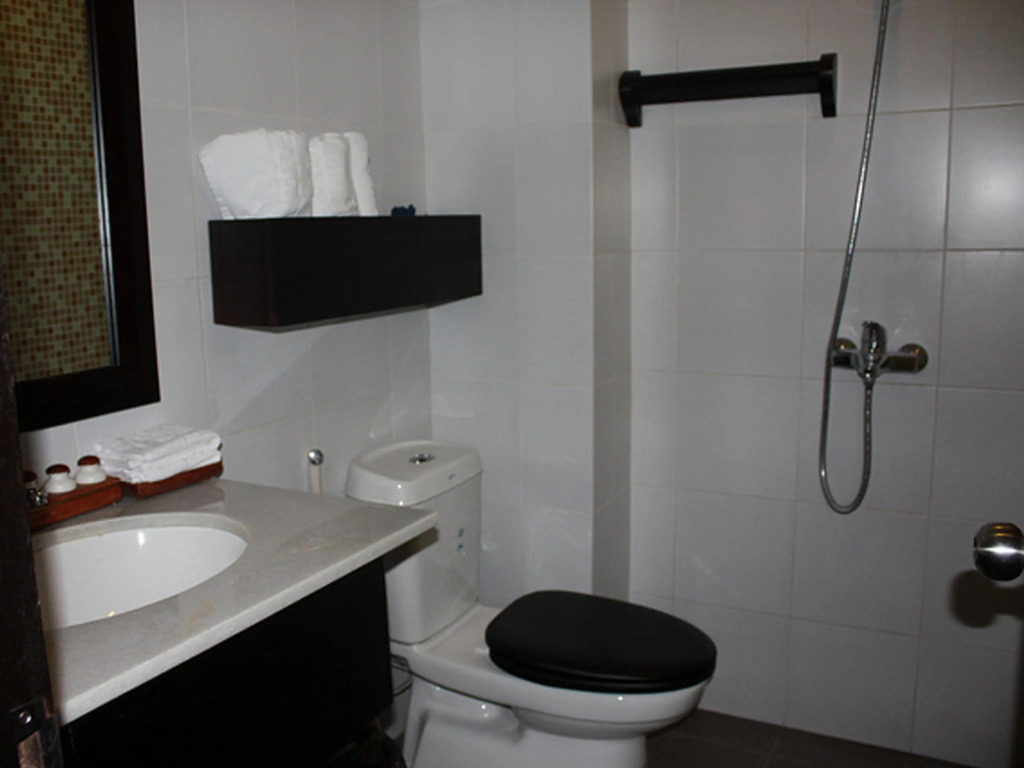 Cinnamon Hotel