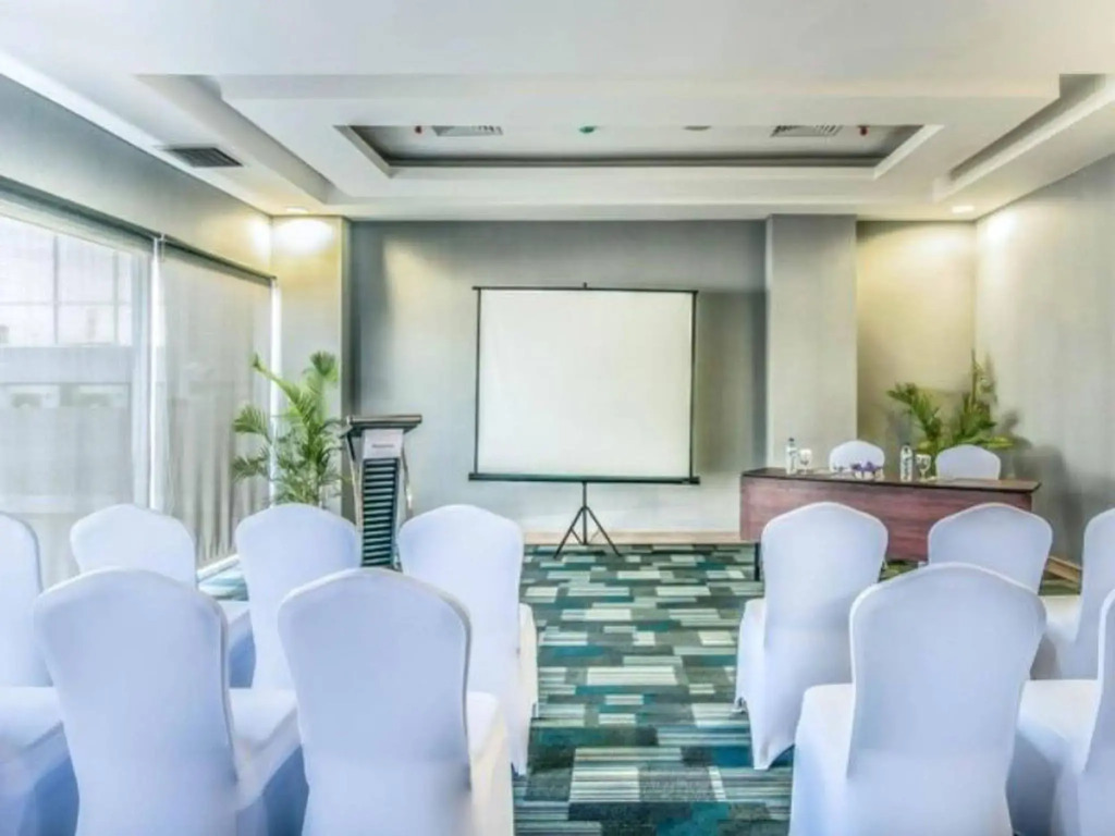 KHAS Makassar Hotel
