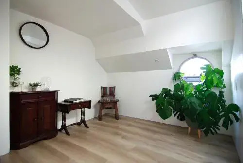 Eco HouseBoat