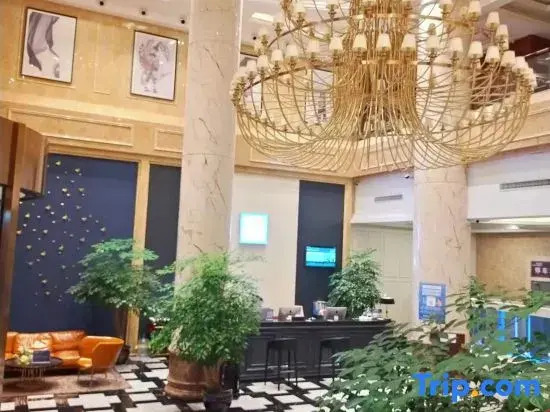 Yicheng Hotel