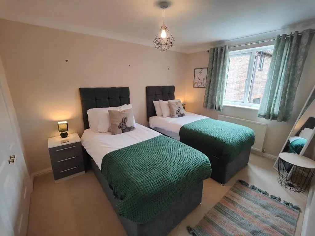*NEW* Stunning EMSWORTH HARBOUR 3 Bedroom House