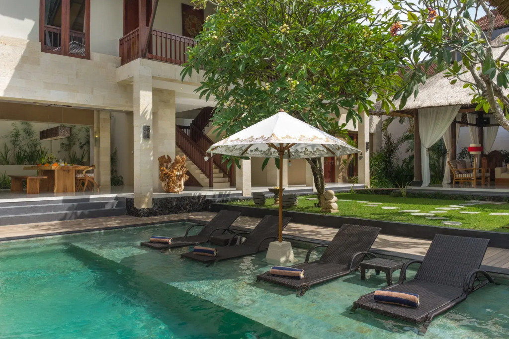 The Secret Villas