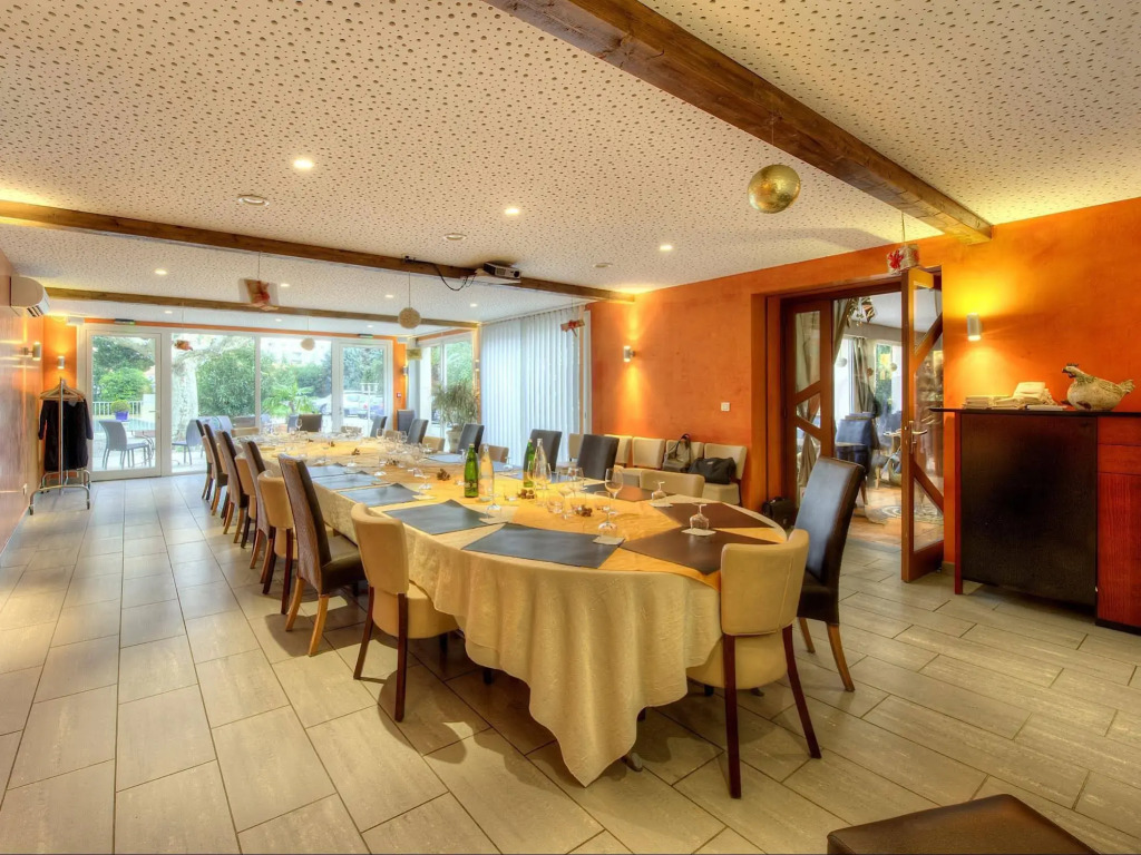 Logis Le Printemps Hôtel Restaurant - Montélimar