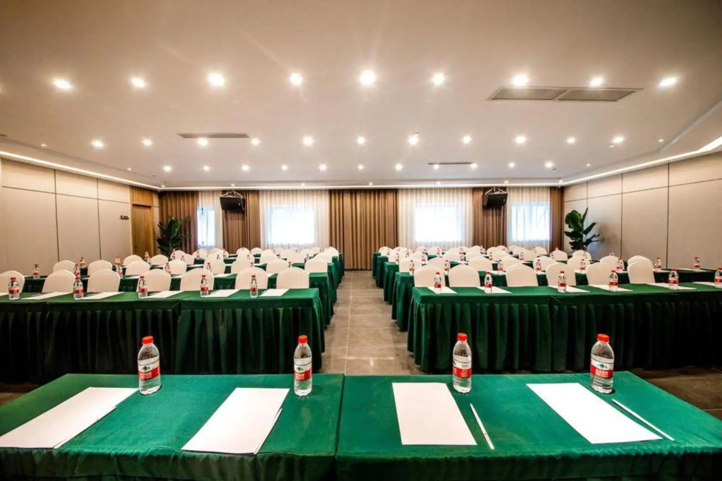 Yunya Interational Hotel(Kuanzhai  Xiangzi Jinli)