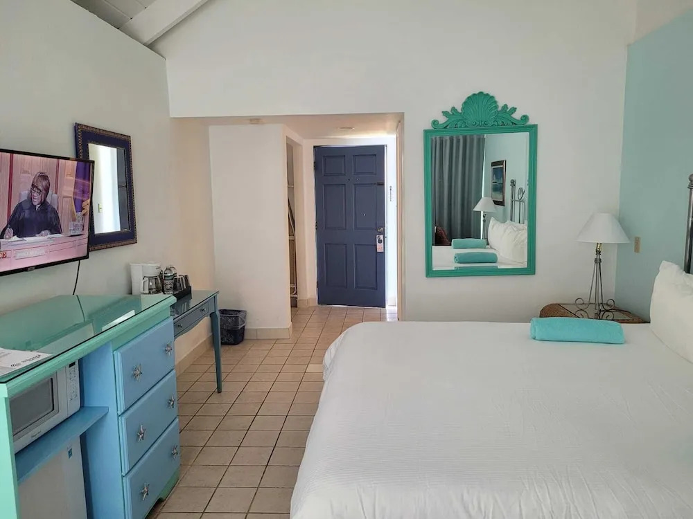 Sibonne Beach Hotel