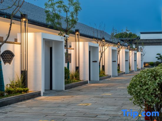 JI Hotel (Qufu's Temple and Cemetery of Confucius and Kong Family Mansion, Confucius Temple)
