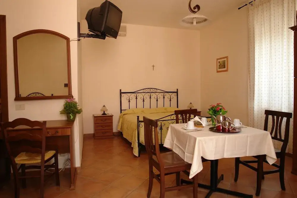 La Grevillea