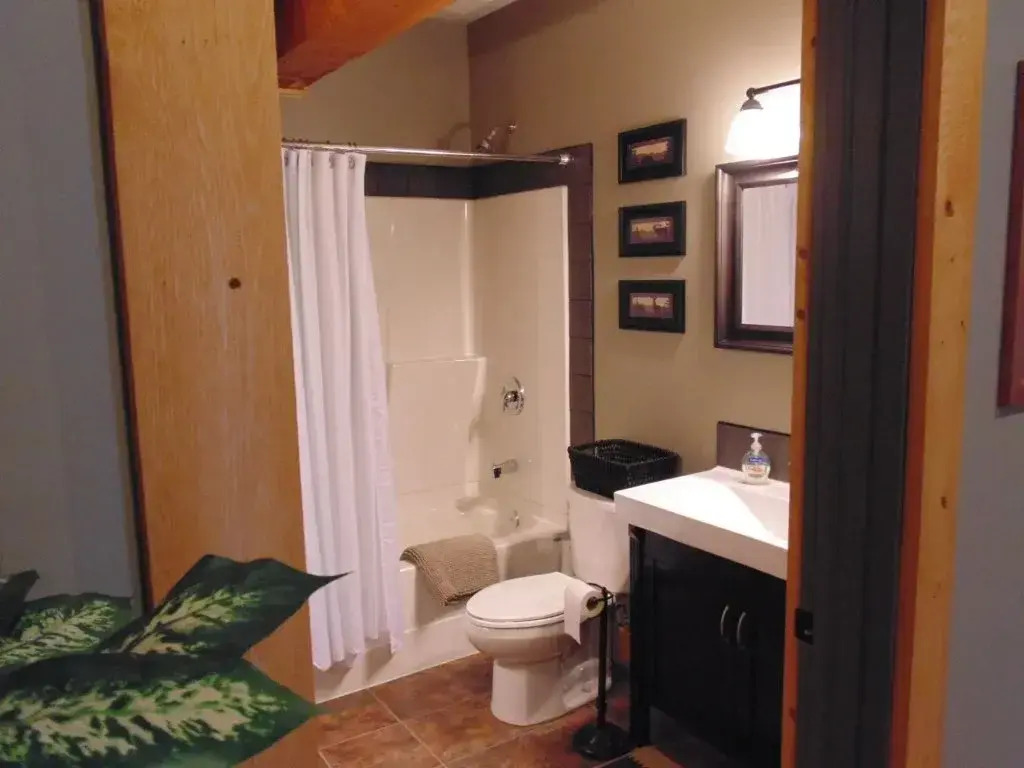 Timberwolf Lodge-B&B