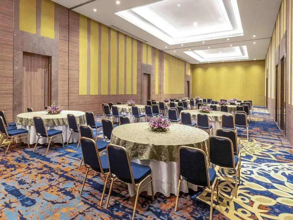 Grand Mercure Ahmedabad GIFT City - An Accor Hotels Brand