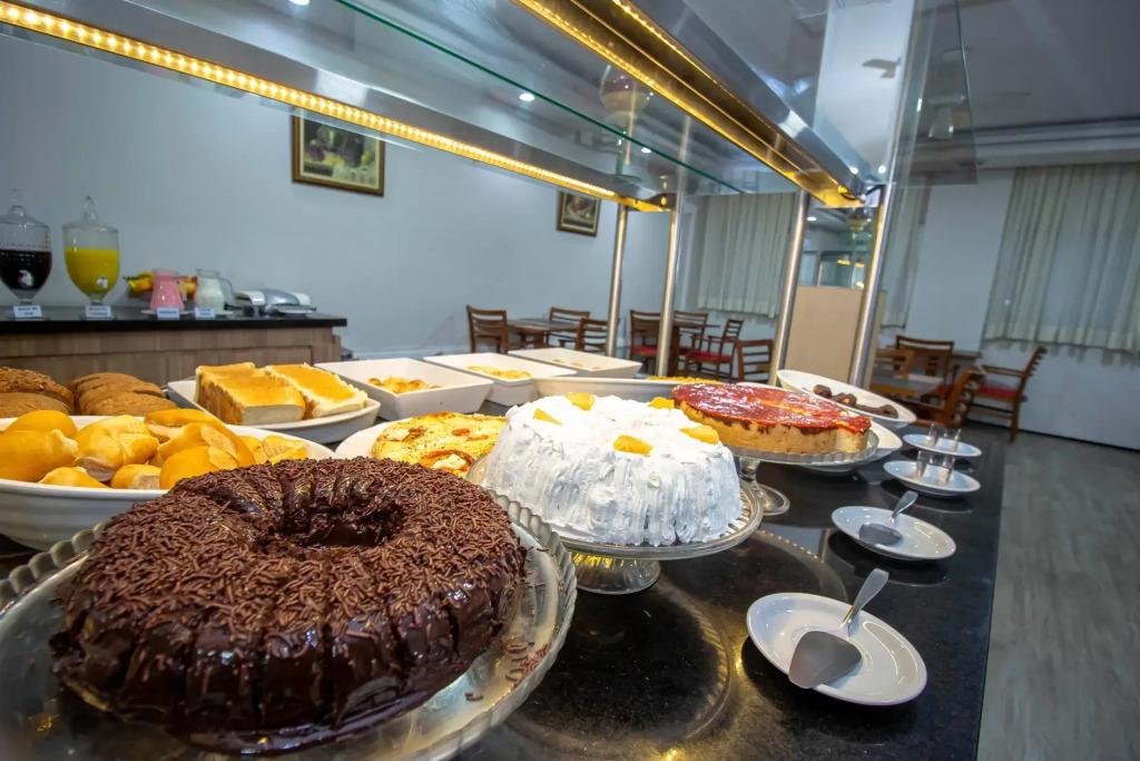 Hotel Golden Park Curitiba By Nacional Inn