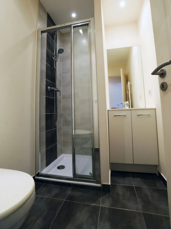 1bd Apartment Right Downtown