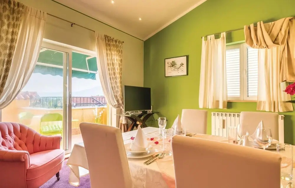 Amazing Home in Rijeka With Wifi and 2 Bedrooms