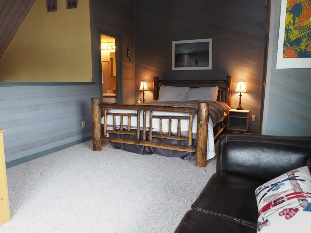 Holiday Hide Away 1