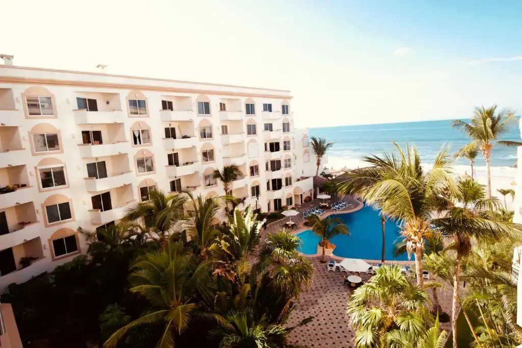 Maz4you Beachfront Condo
