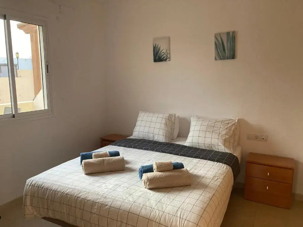 2 Bed Pool Apartment close to beach / Rocky point Corralejo