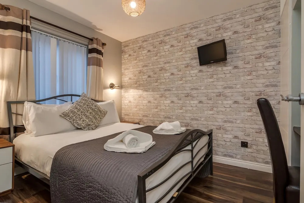 Central Belfast Apartments - Salisbury Residences