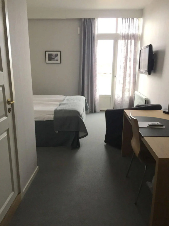 Adels Hotel